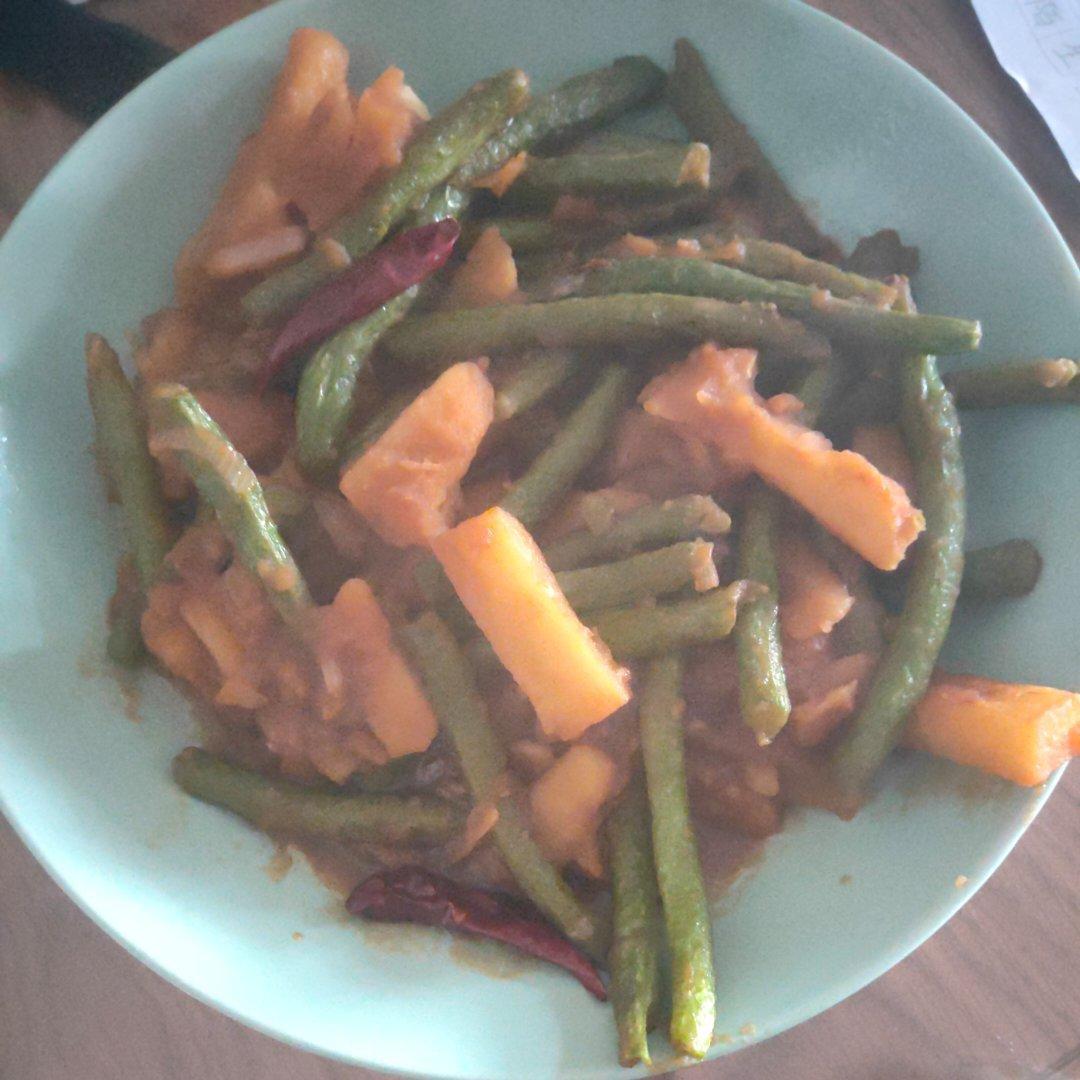 土豆炖豆角