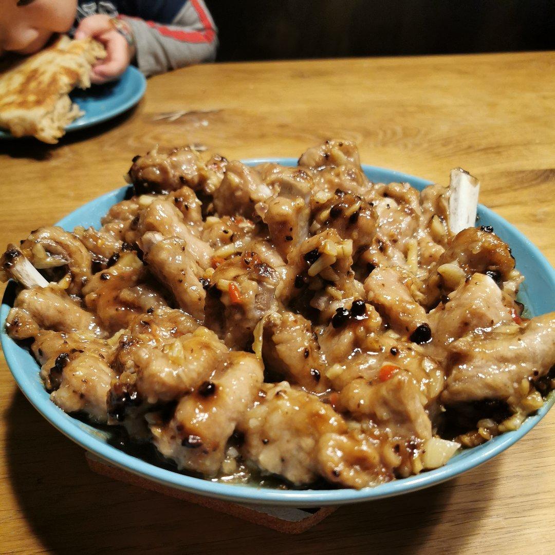 比糖醋排骨还好吃的蒸排骨（豉汁排骨电饭煲版，超级简单快手菜）