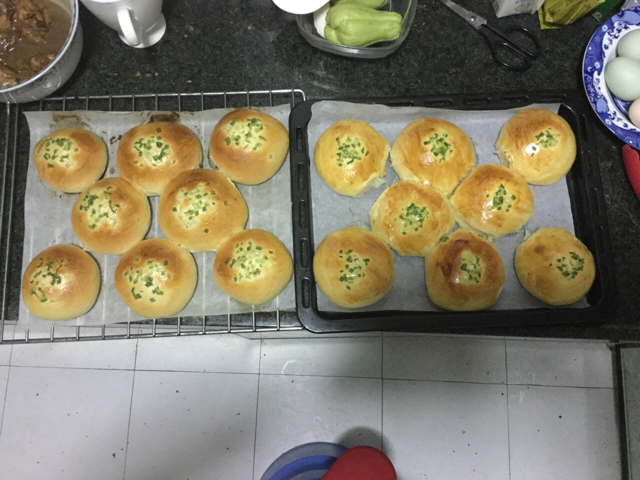 台湾面包冠军 之 香葱面包