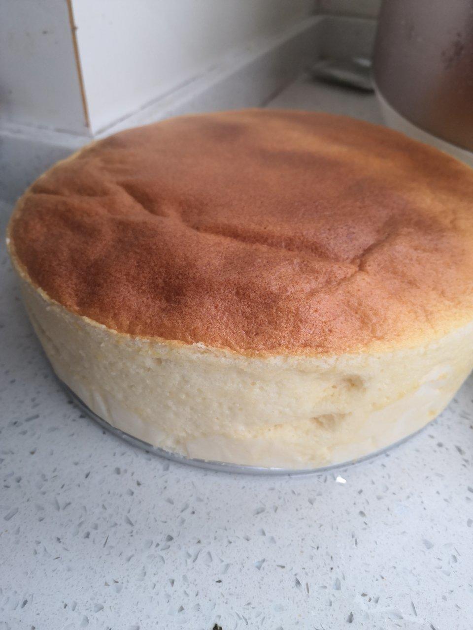 不开裂不回缩不掉皮的酸奶水浴法蛋糕