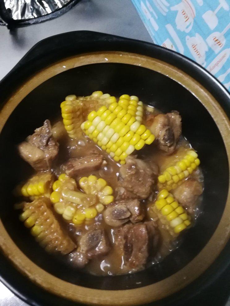 酱烧玉米排骨