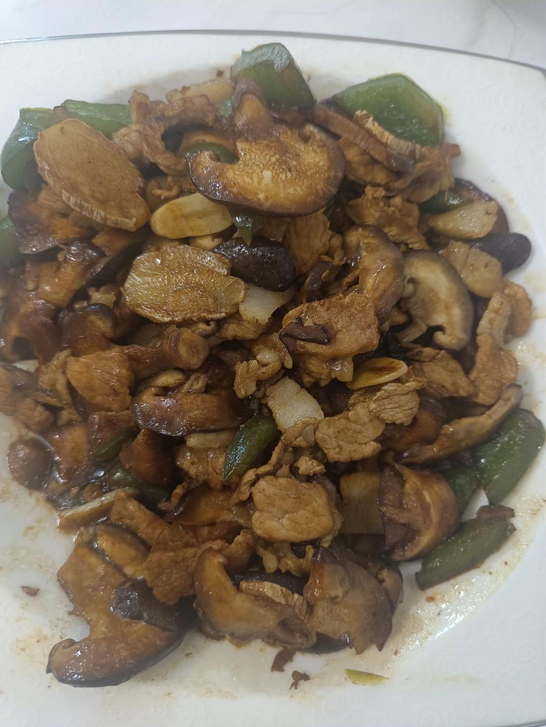 香菇炒肉｜贼香