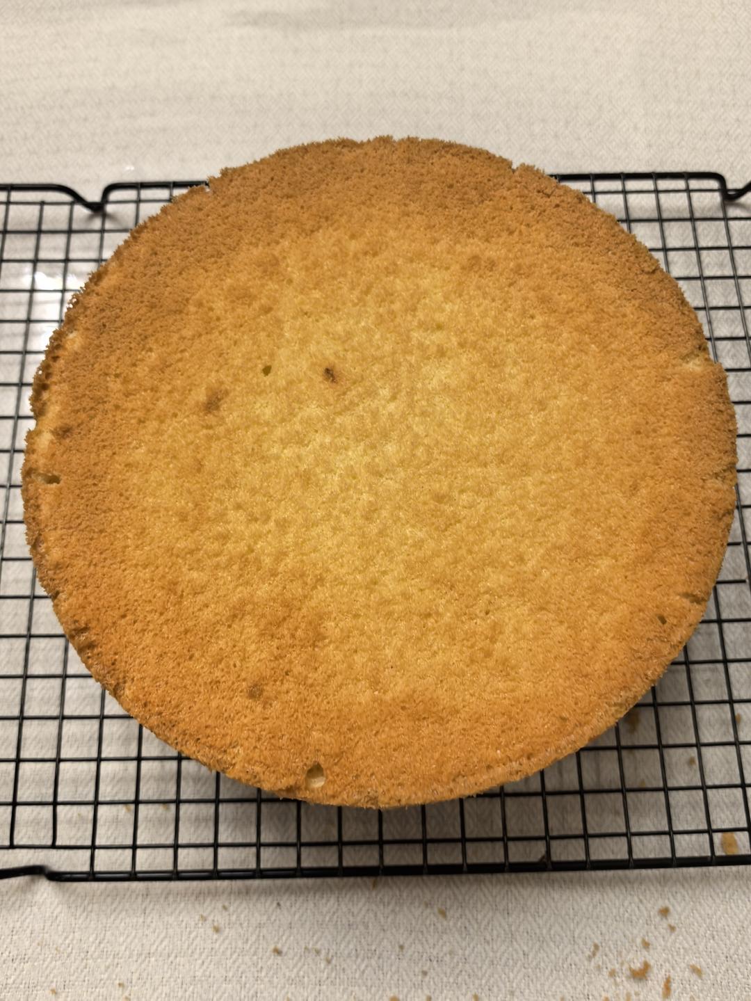 超柔软6寸戚风蛋糕(附8寸配方)零失败 超详细‼️含操作视频