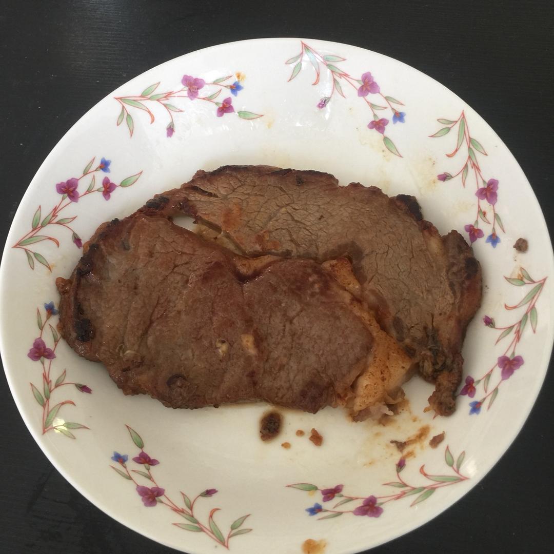 好吃到哭的煎牛排