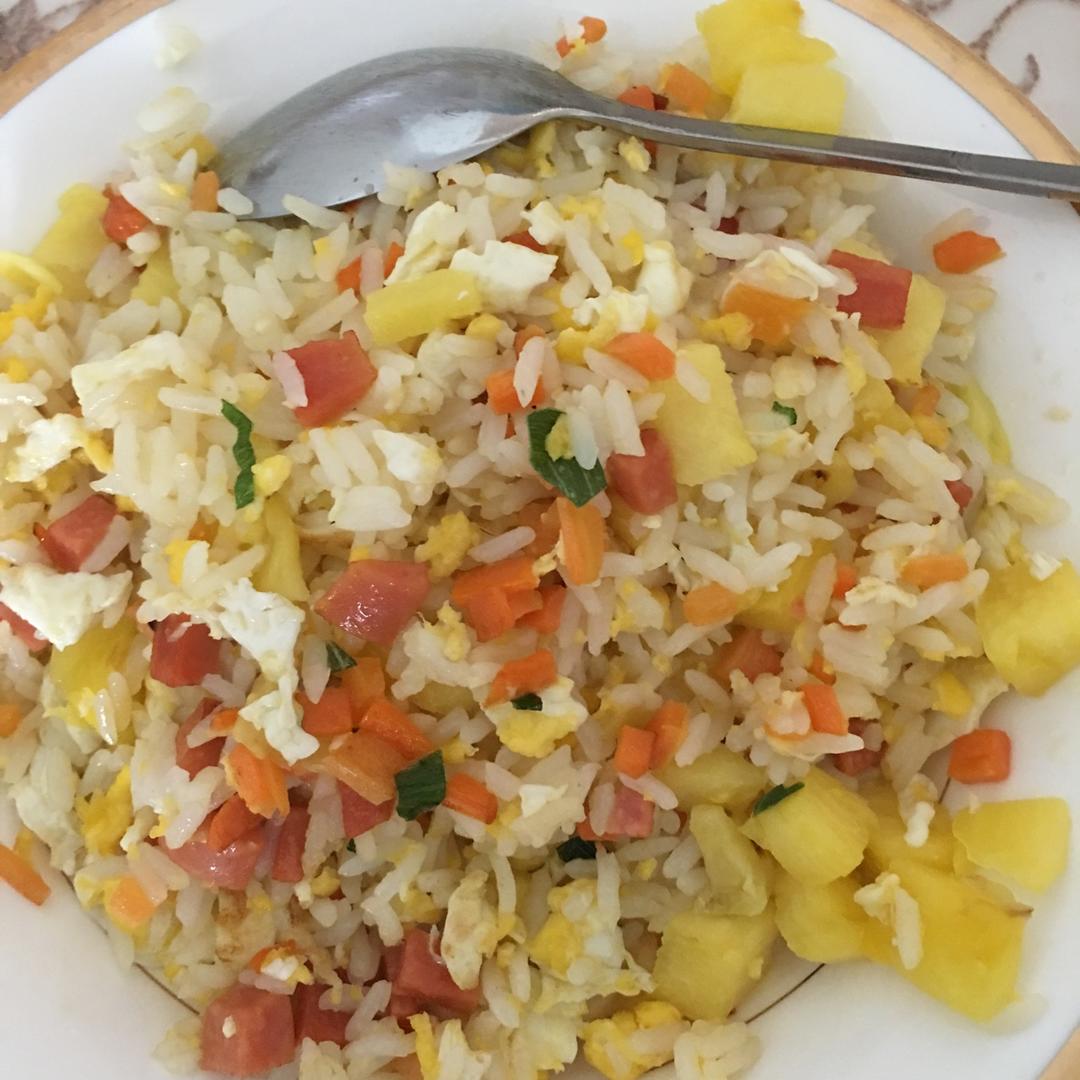 菠萝炒饭