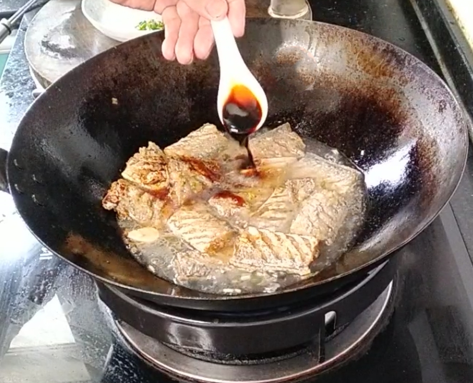 红烧带鱼的做法的做法 步骤12