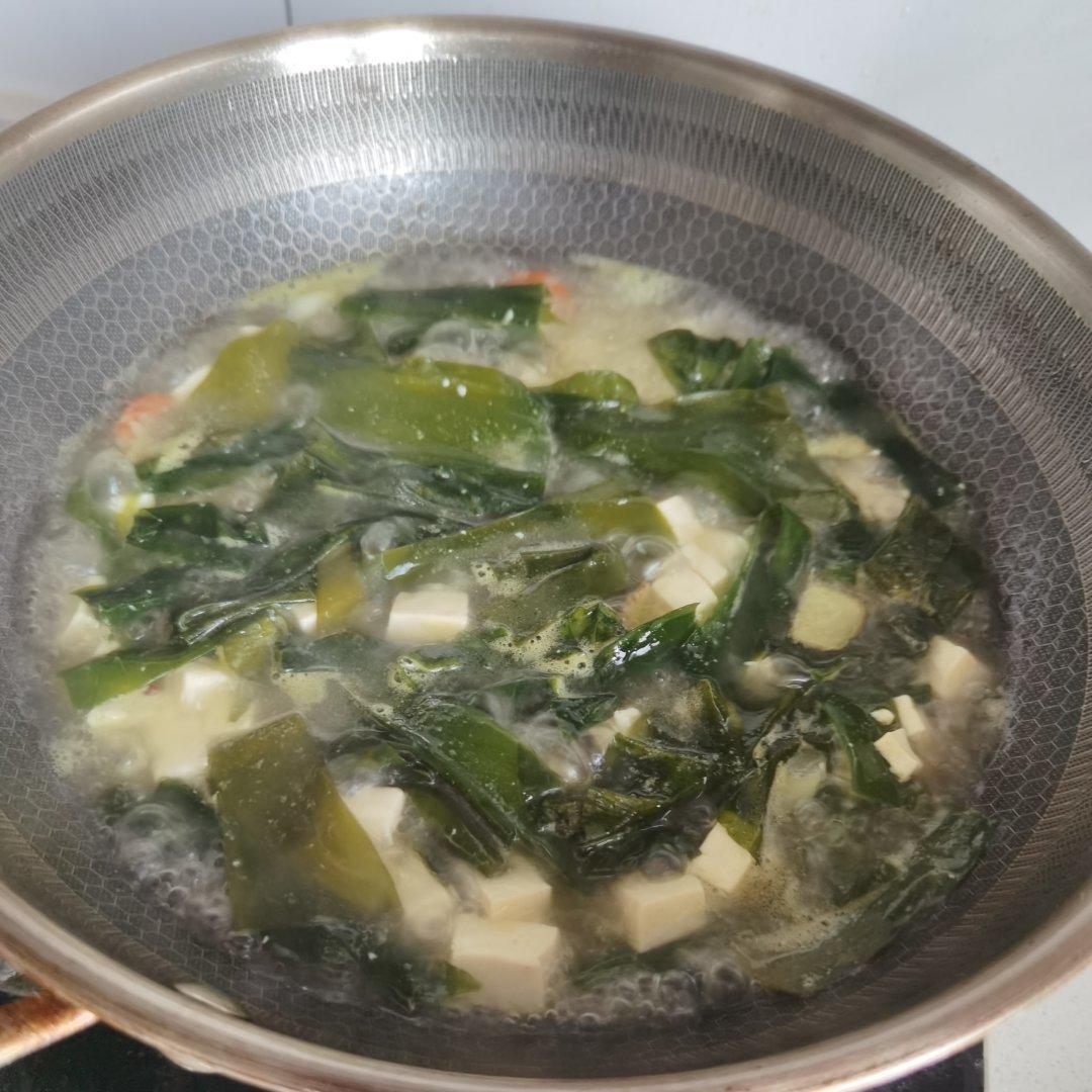 🔥超级好喝的虾仁海带豆腐汤～低脂美味还营养