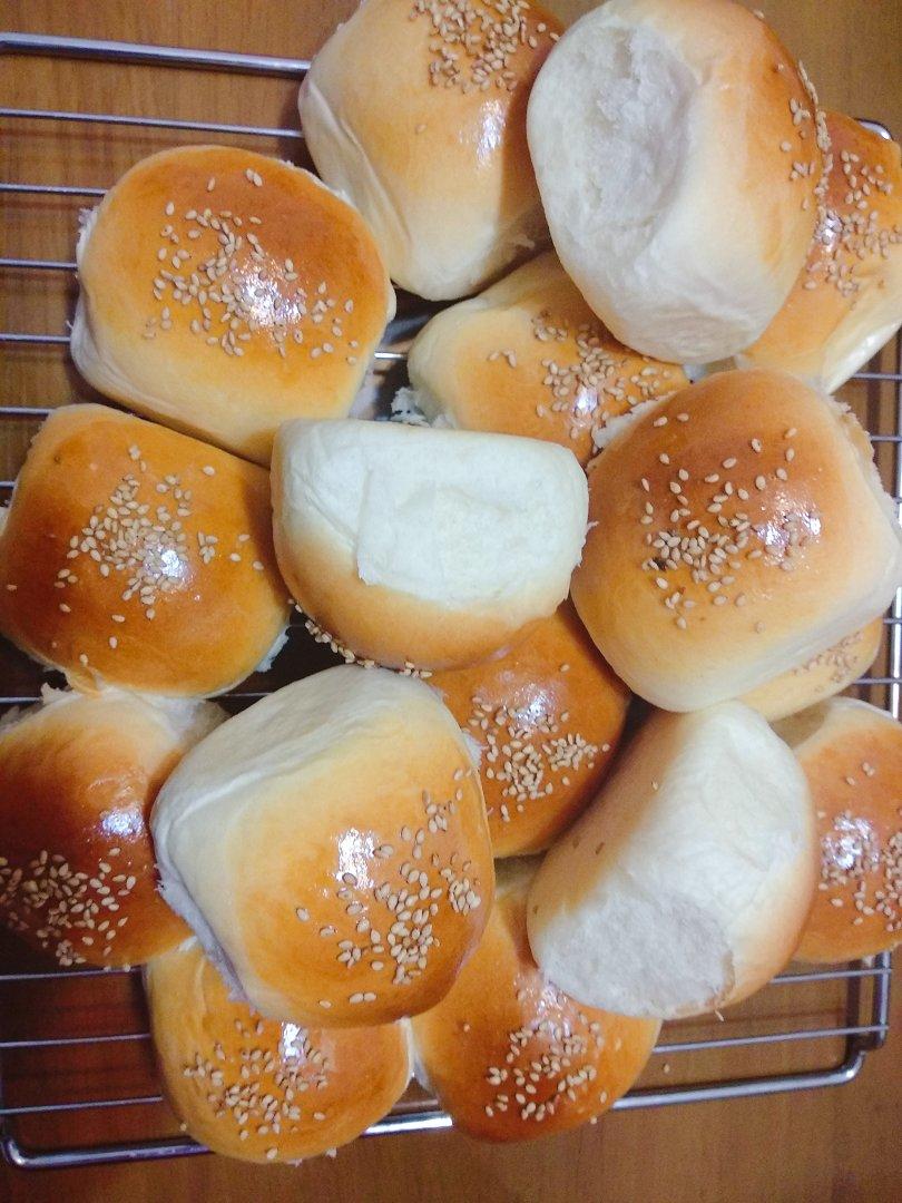 鲜奶油小餐包（一次发酵）