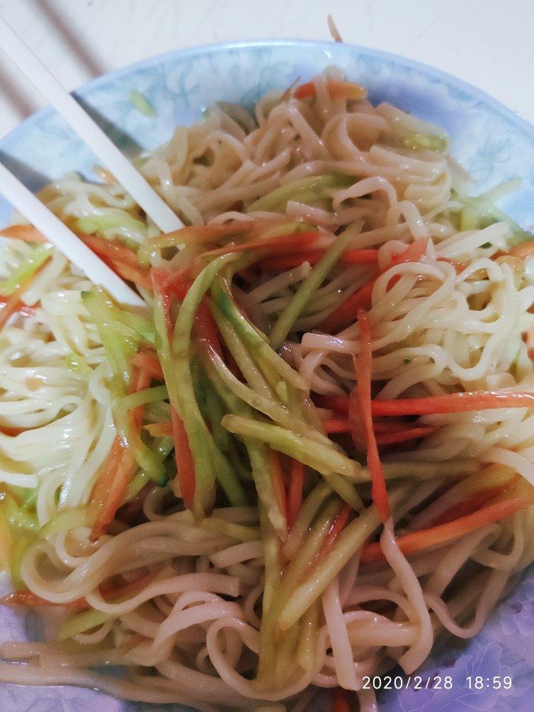 教你做香到舔盘子的灵魂葱油拌面🍜
