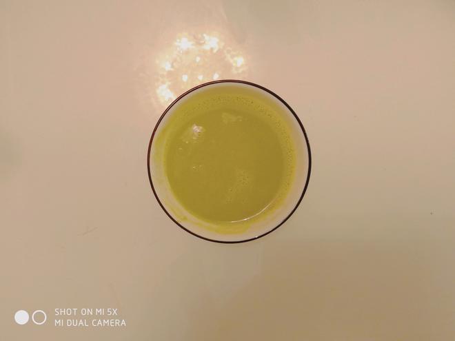 低碳戒糖：冬日喝点热的菠菜绿甘蓝奶昔浓汤的做法