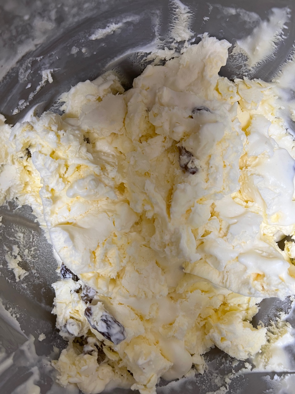 黄油、奶粉制作冰激凌