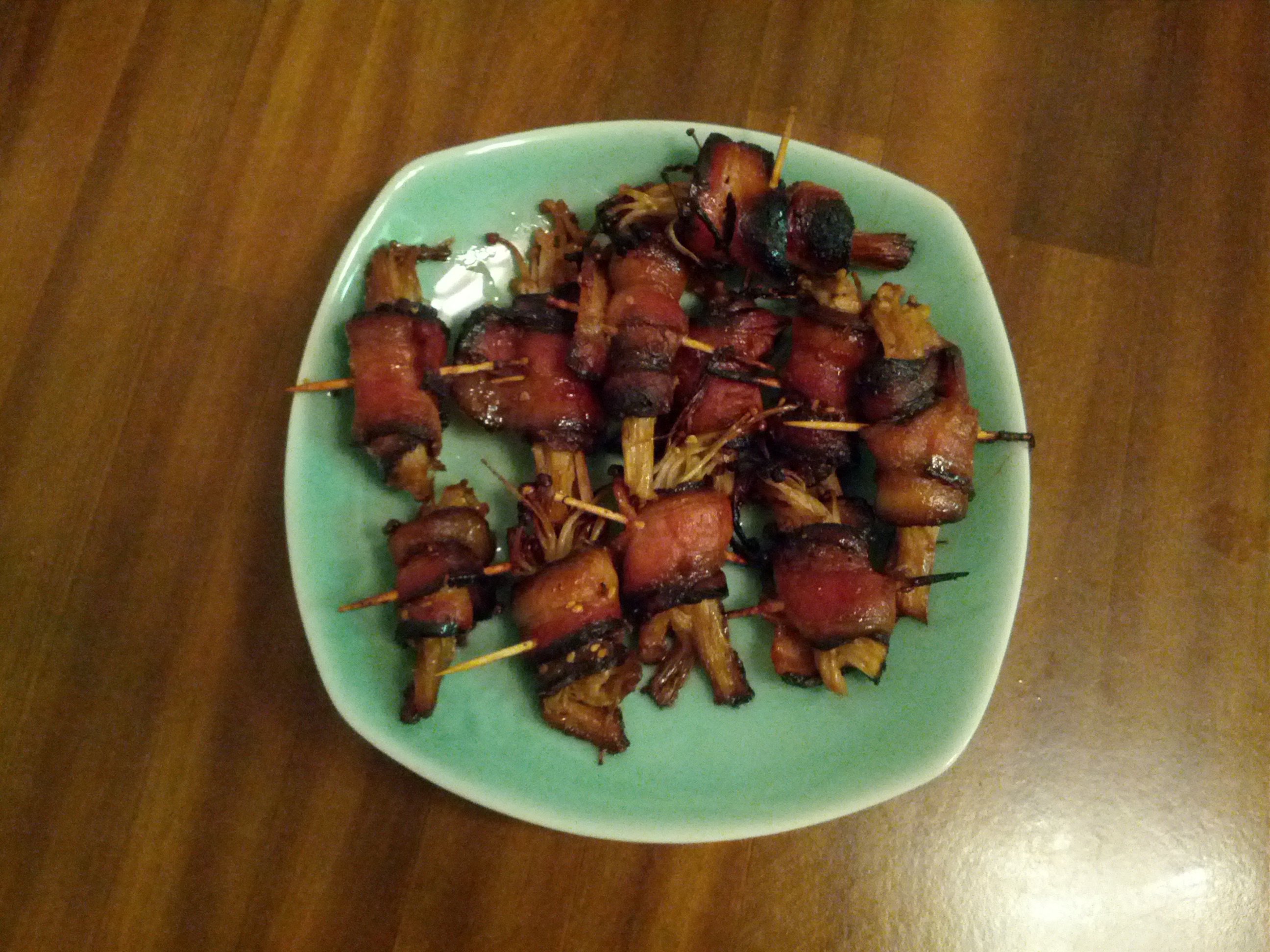 酱烤金针菇培根卷