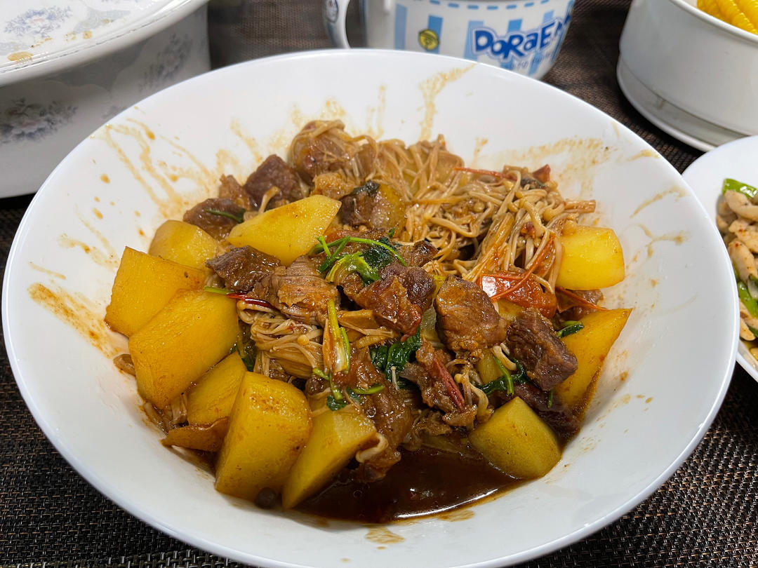 番茄土豆炖牛腩