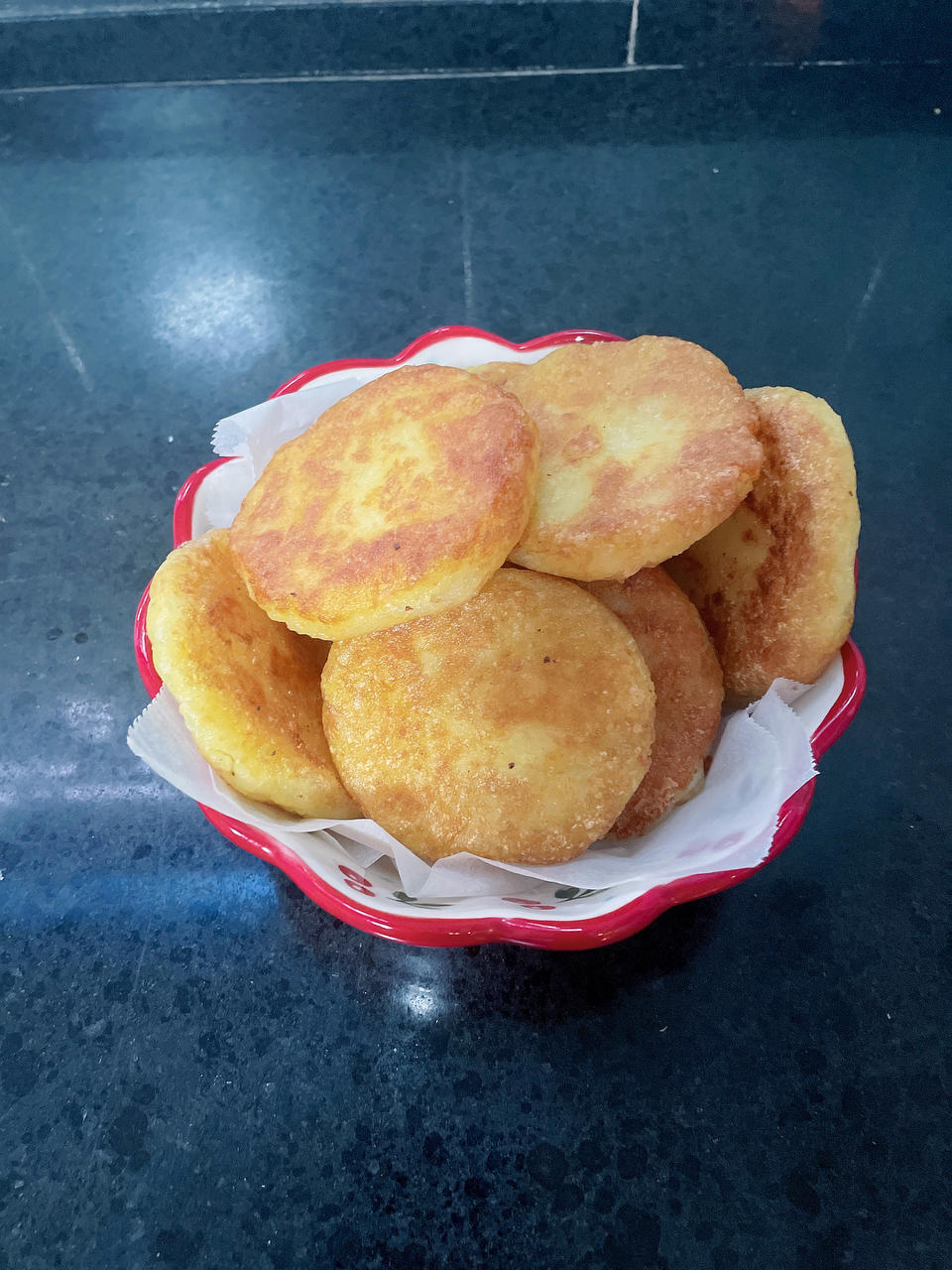 连吃三天吃不腻的芝士土豆饼，还会拉丝哦～