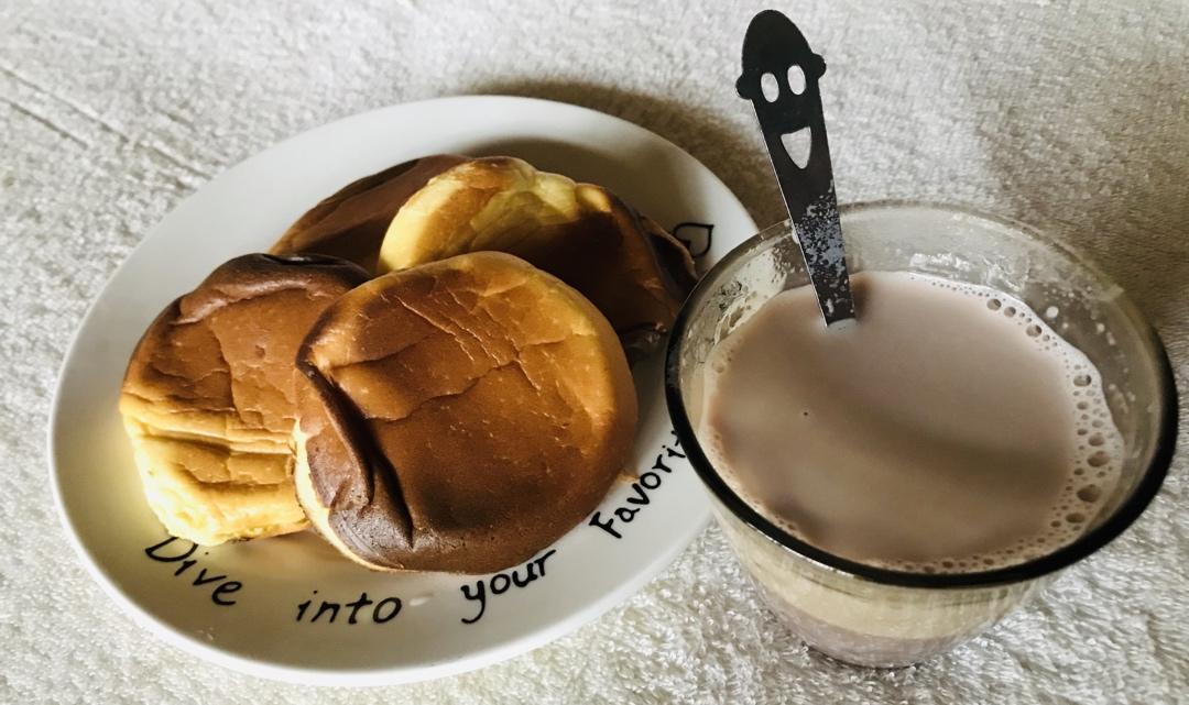 不用烤箱 15分钟无油低糖的舒芙蕾蛋糕松饼 🥞 蓬松绵软