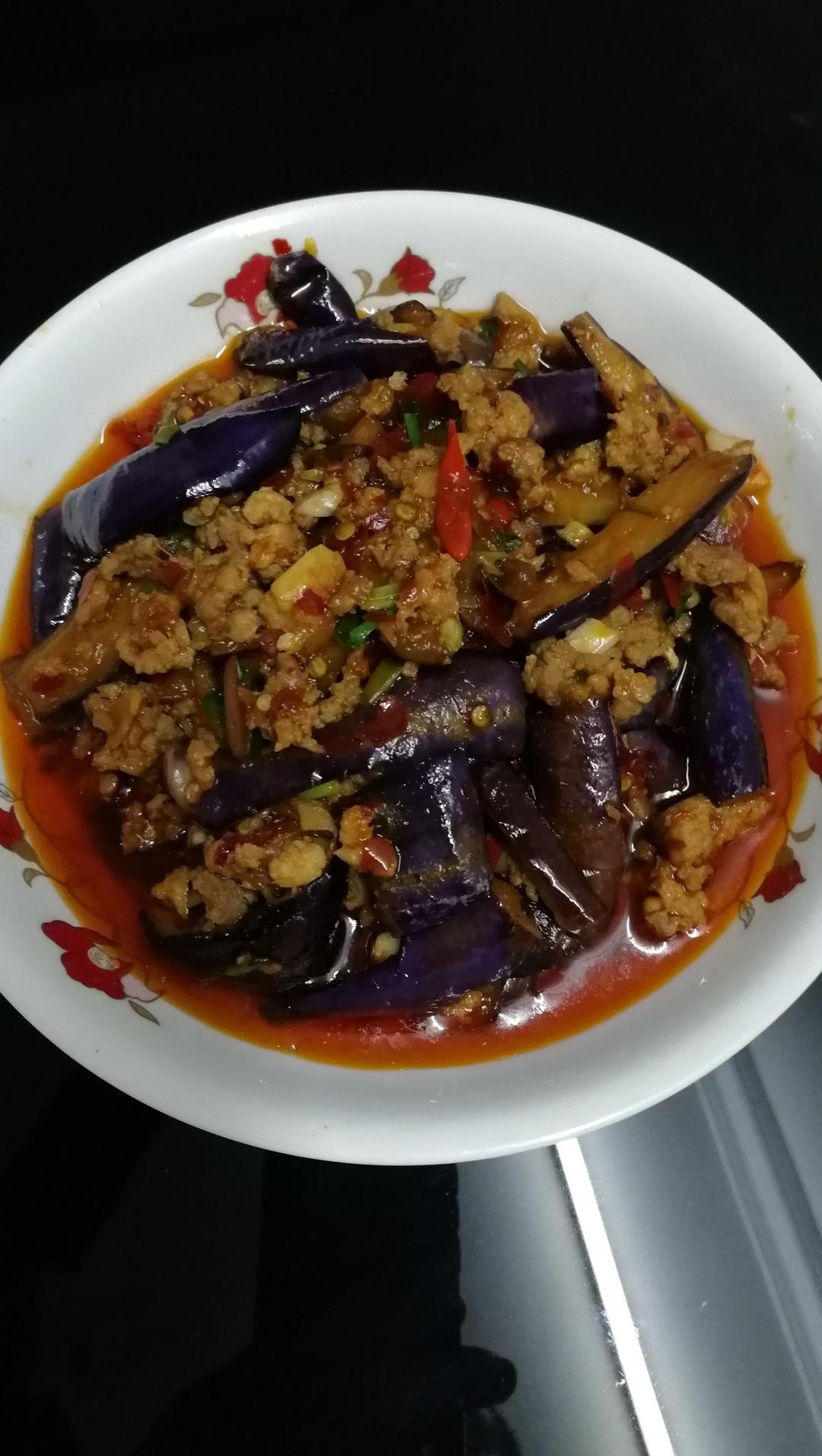 开胃下饭菜！巨简单的家常鱼香茄子煲