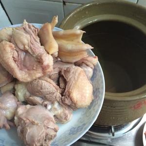 老鸭 冬瓜黄豆汤的做法 步骤3