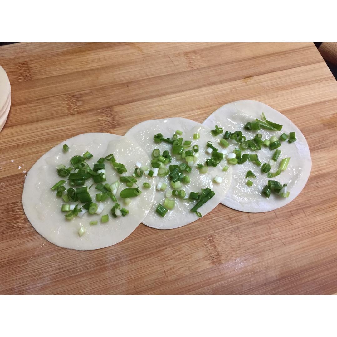 饺子皮葱油饼