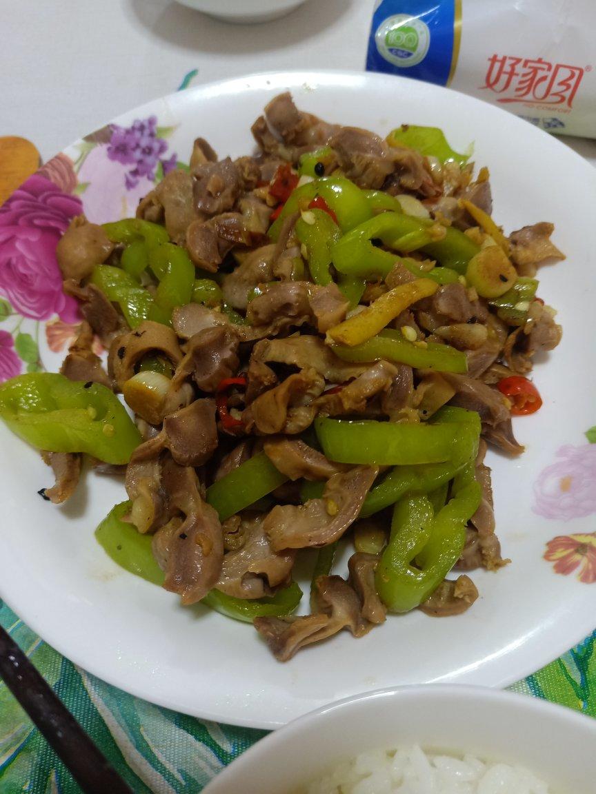 超下饭的鸡胗炒青椒