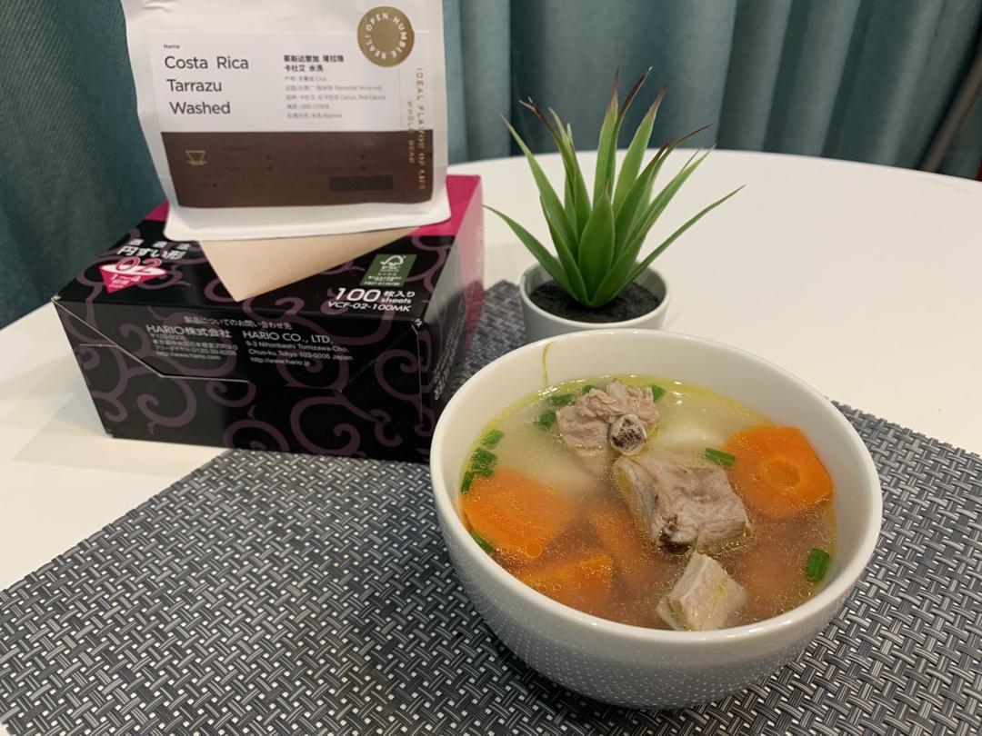 连吃三碗的玉米山药排骨汤