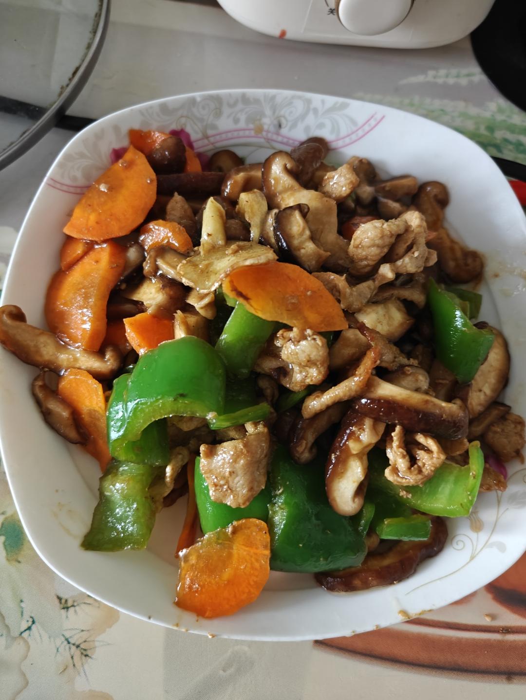 香菇炒肉｜贼香