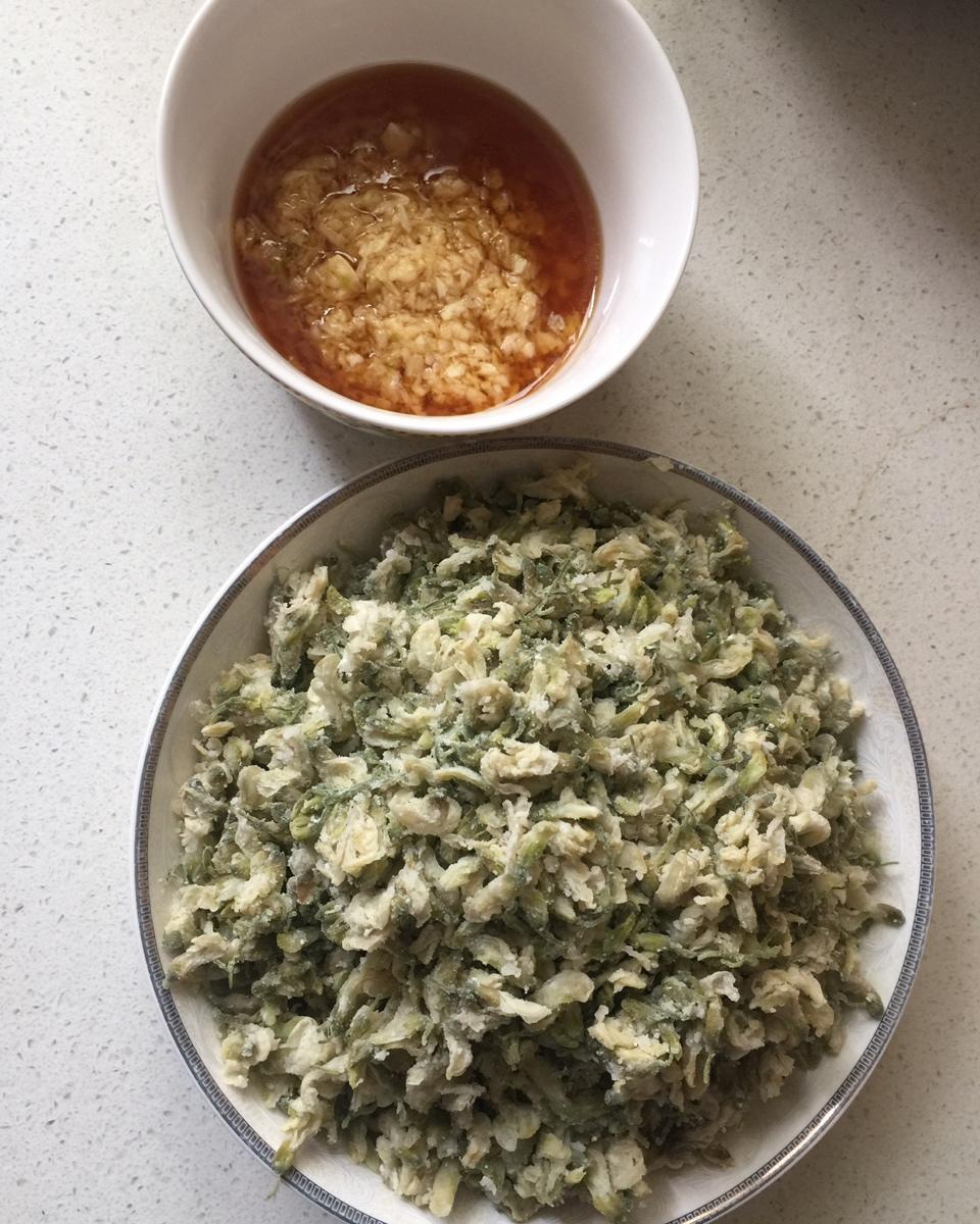 蒸洋槐花