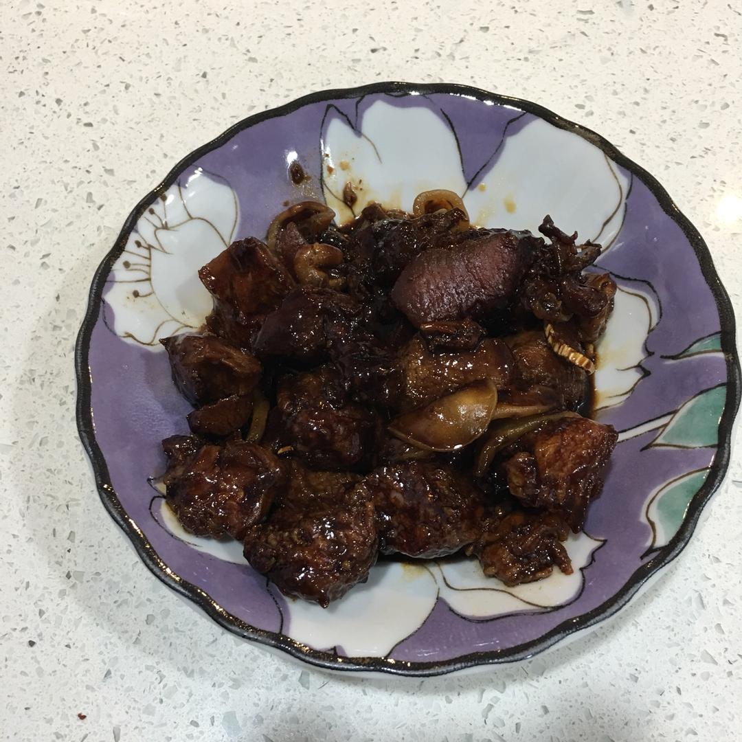 墨鱼红烧肉