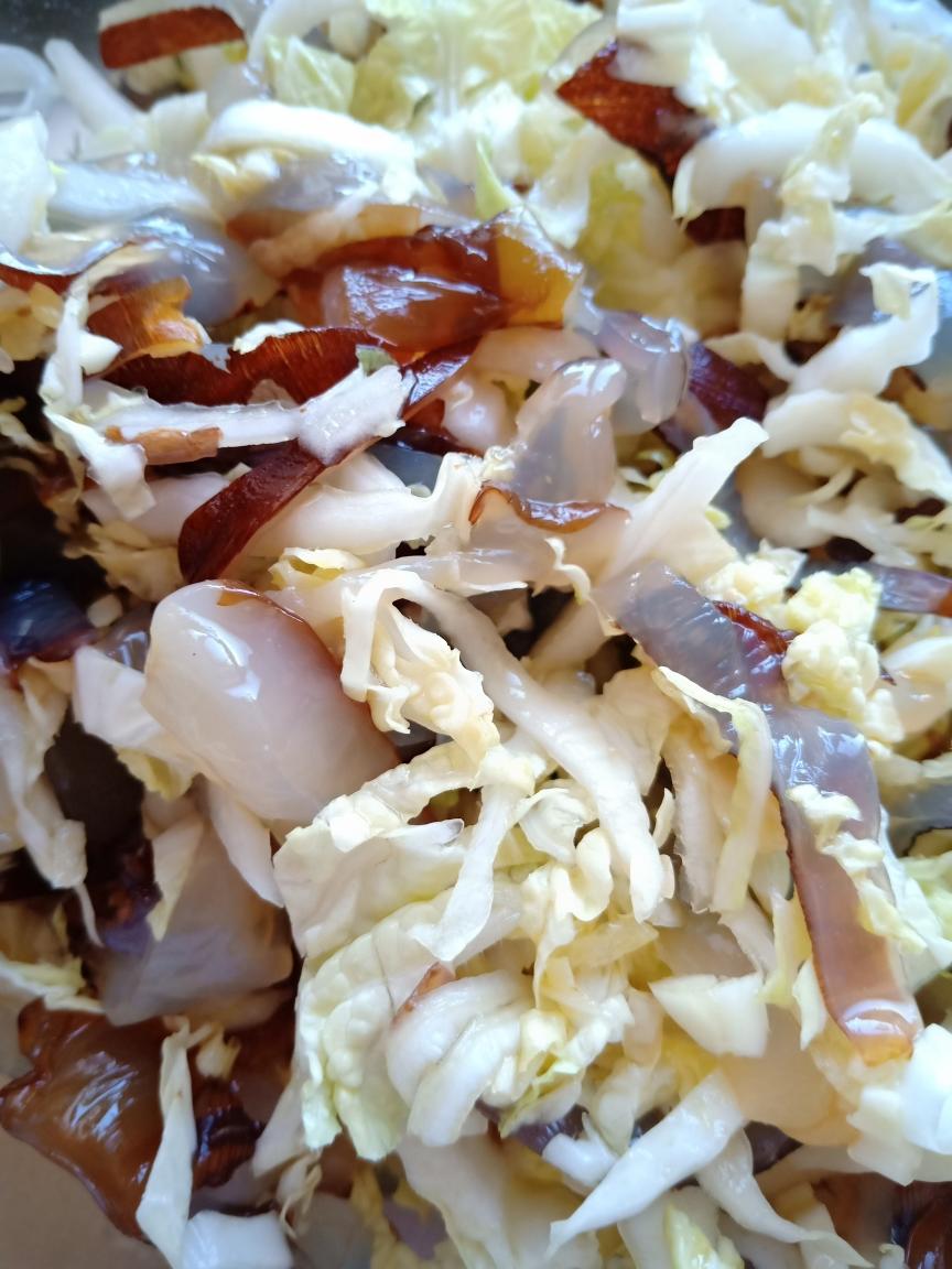 爽口凉菜:海蜇皮拌白菜