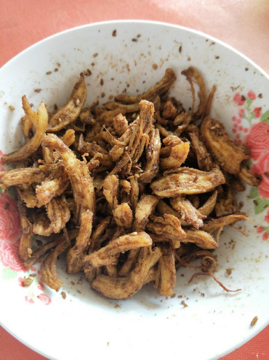 好吃不长胖的减脂零食：烤鸡肉丝