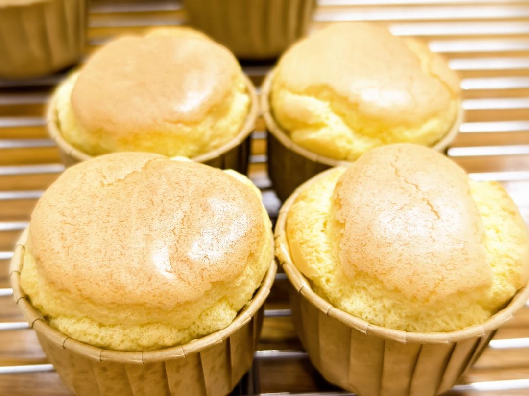 很火的外脆里糯的糯米粉蛋糕