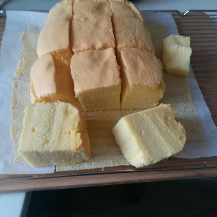 堪比柯基屁股
爆浆芝士🧀古早蛋糕