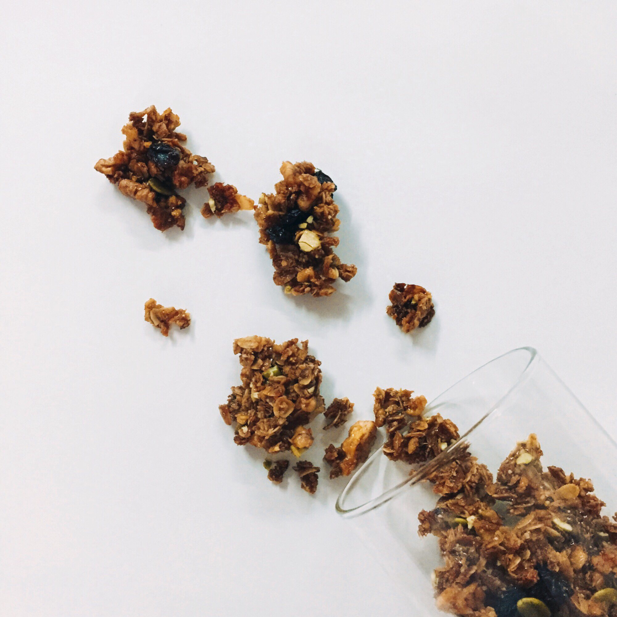 格兰诺拉核桃水果干燕麦片