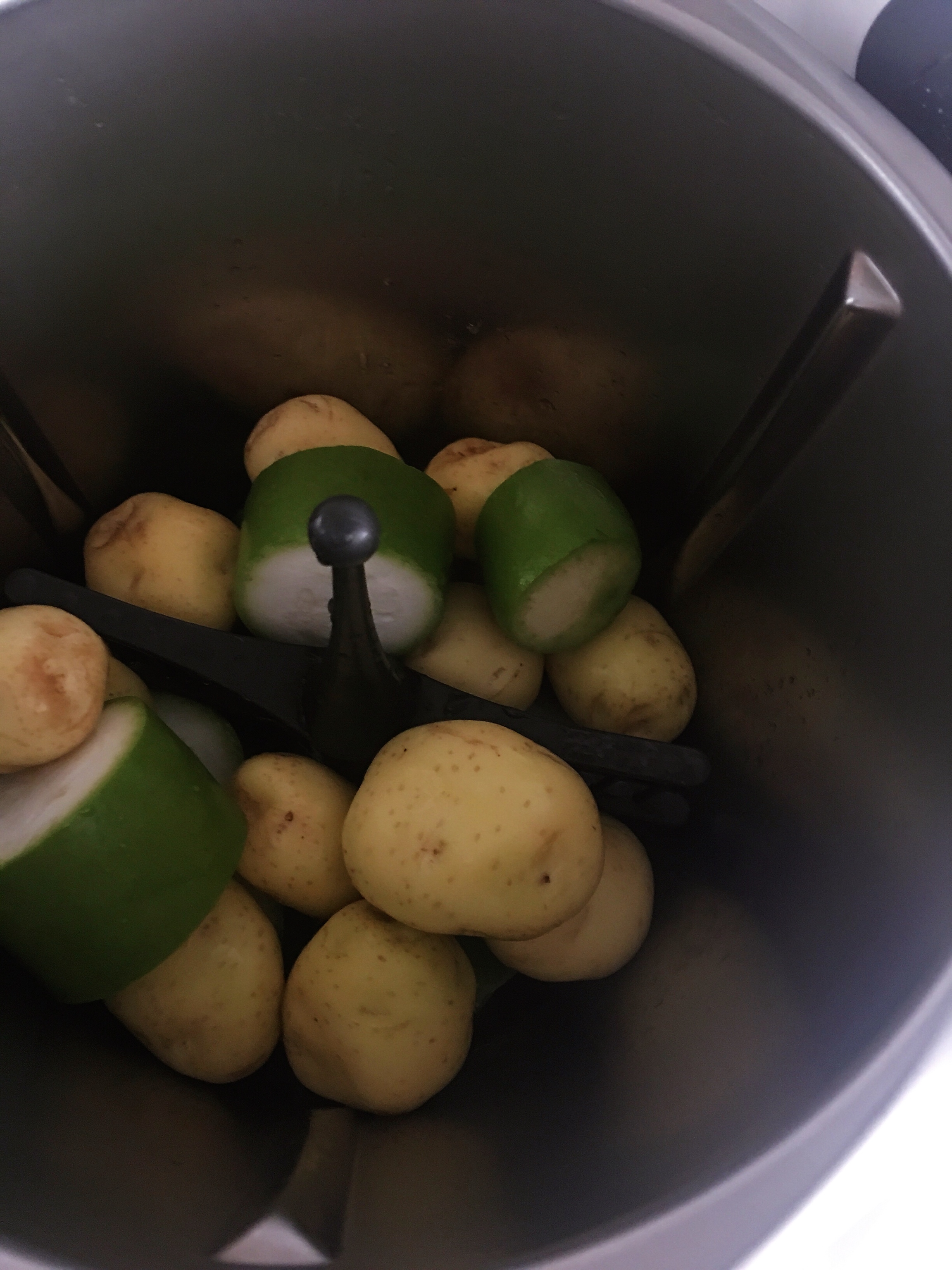 土豆烤夜开花的做法 步骤2
