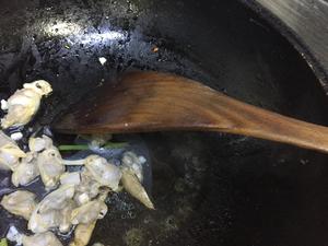 蛤蜊丝瓜汤的做法 步骤7