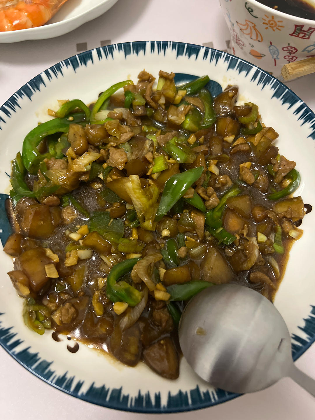 茄子青椒肉丝