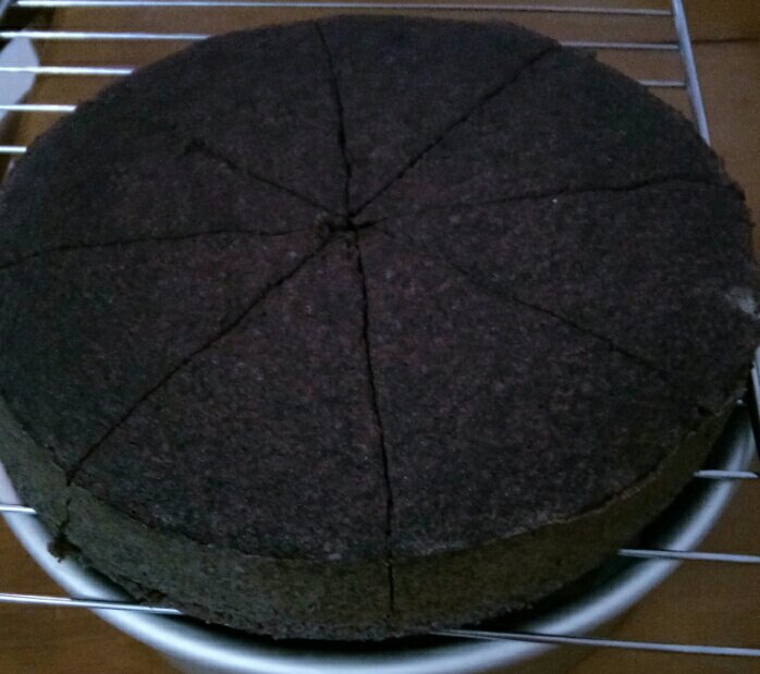 宝宝辅食：黑米蛋糕（“长寿米”做的蛋糕哦）