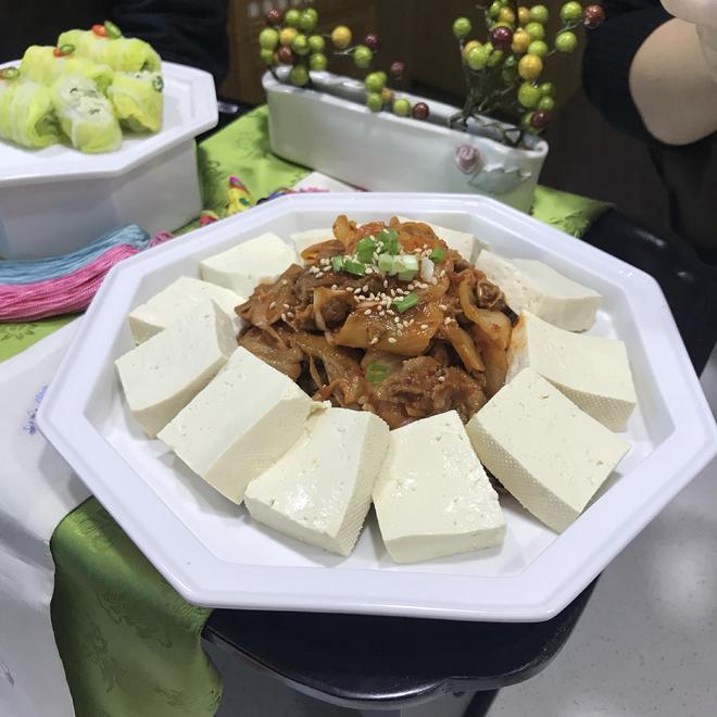 韩式炒泡菜豆腐的做法