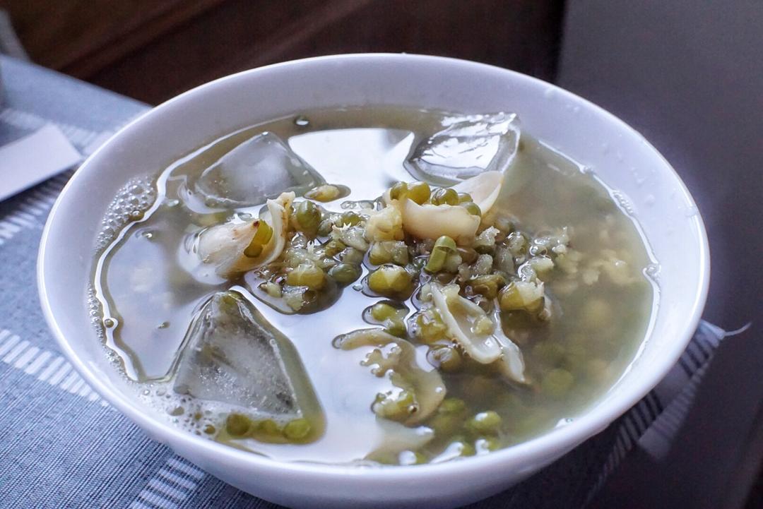 营角大王做的超快速煮绿豆汤