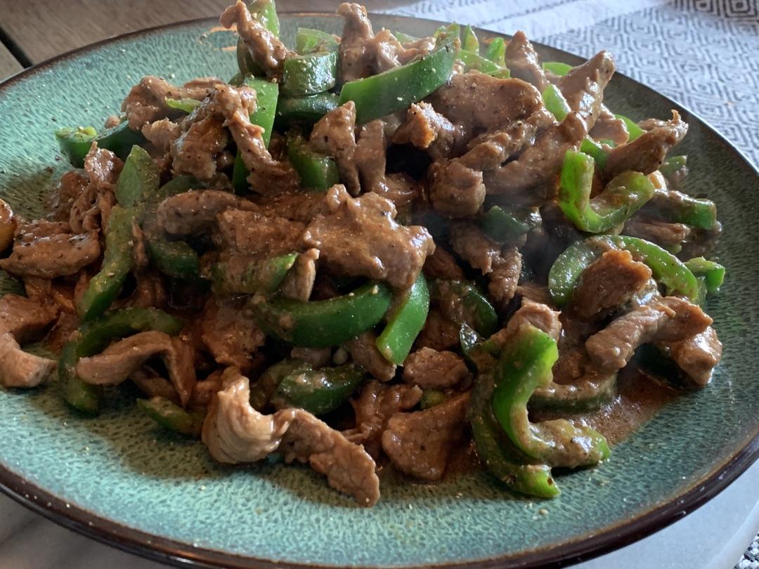 杭椒牛柳黑椒牛柳 终于找到炒出嫩牛肉的办法了 肉片肉丝都适用