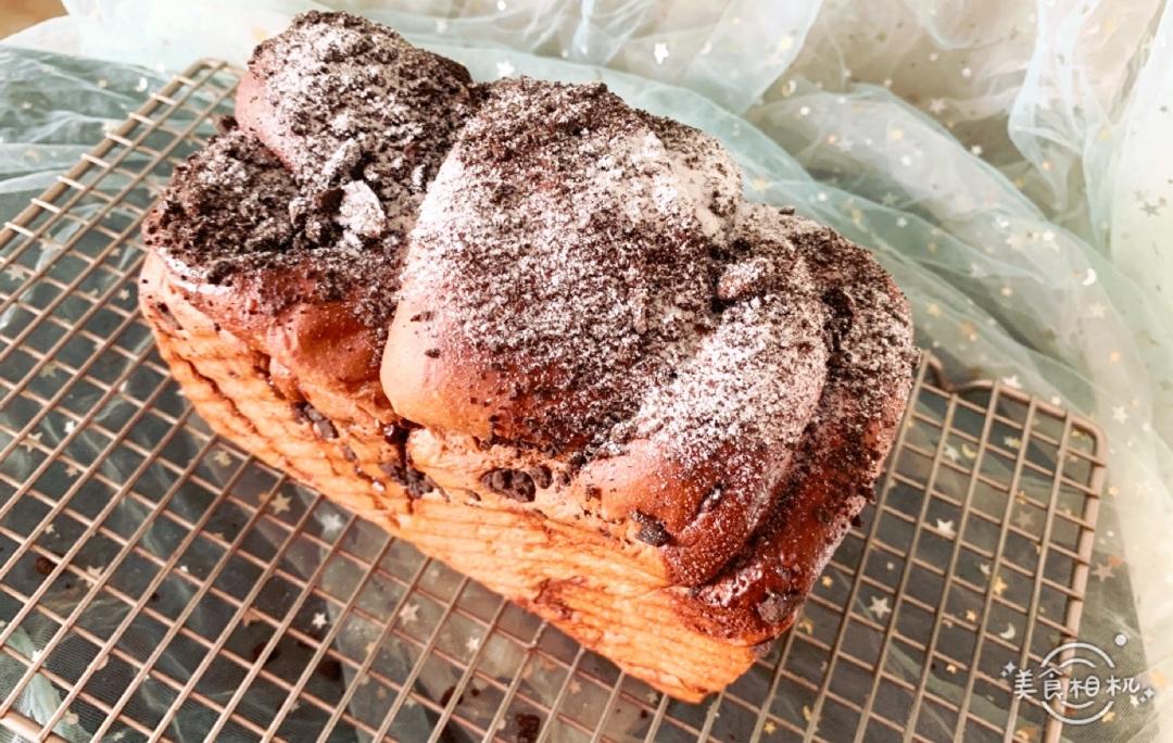 雪山巧克力吐司（巧克力奥利奥吐司面包）