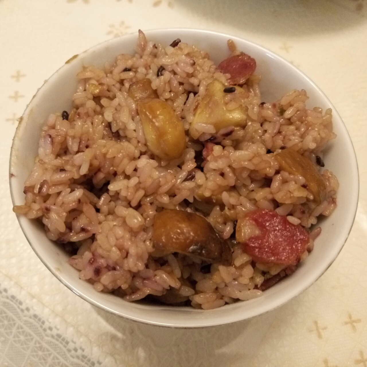 腊肠香菇栗子焖饭
