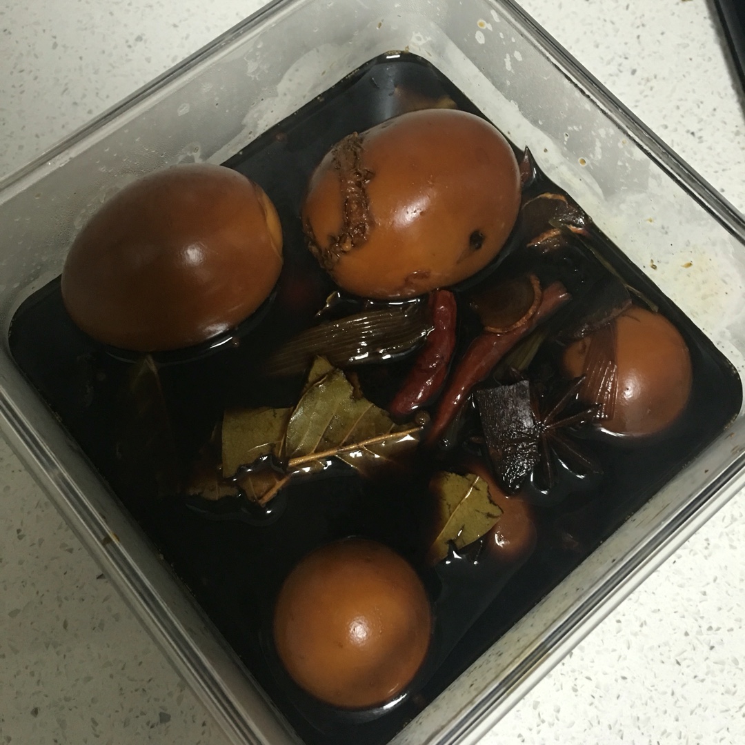 卤蛋