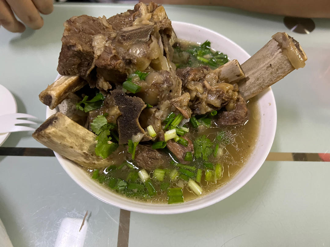 韩式牛骨汤，简单粗暴的滋补靓汤