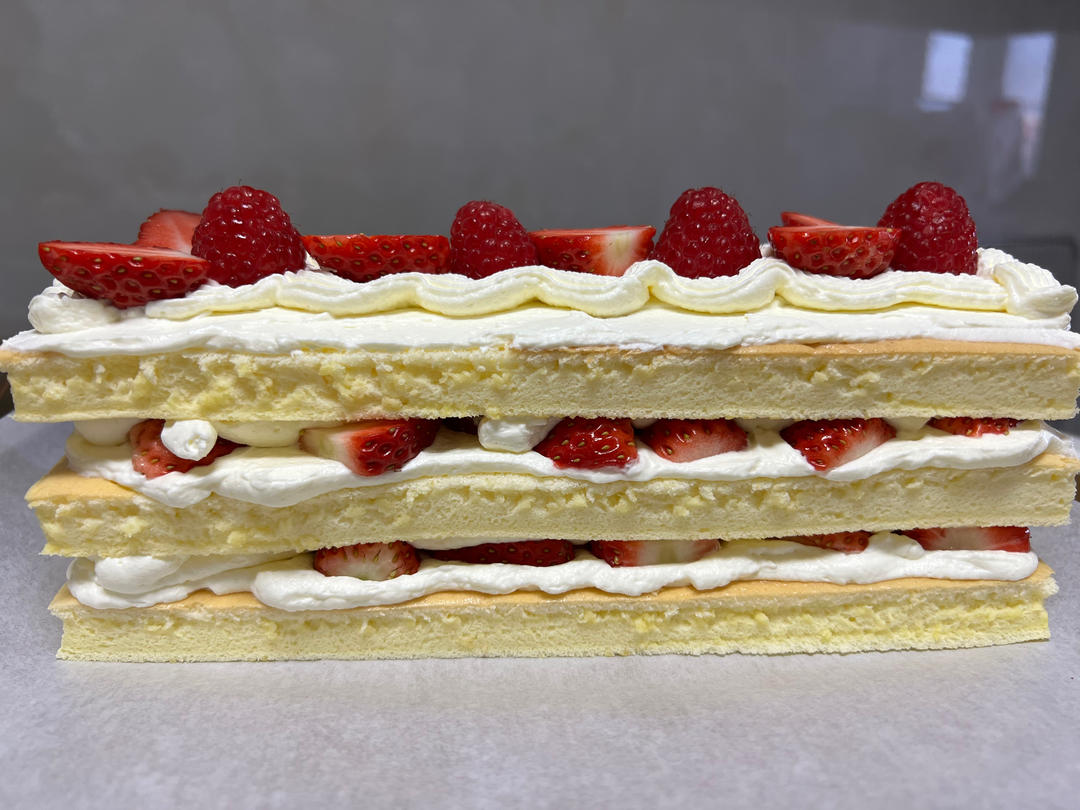 草莓城堡蛋糕