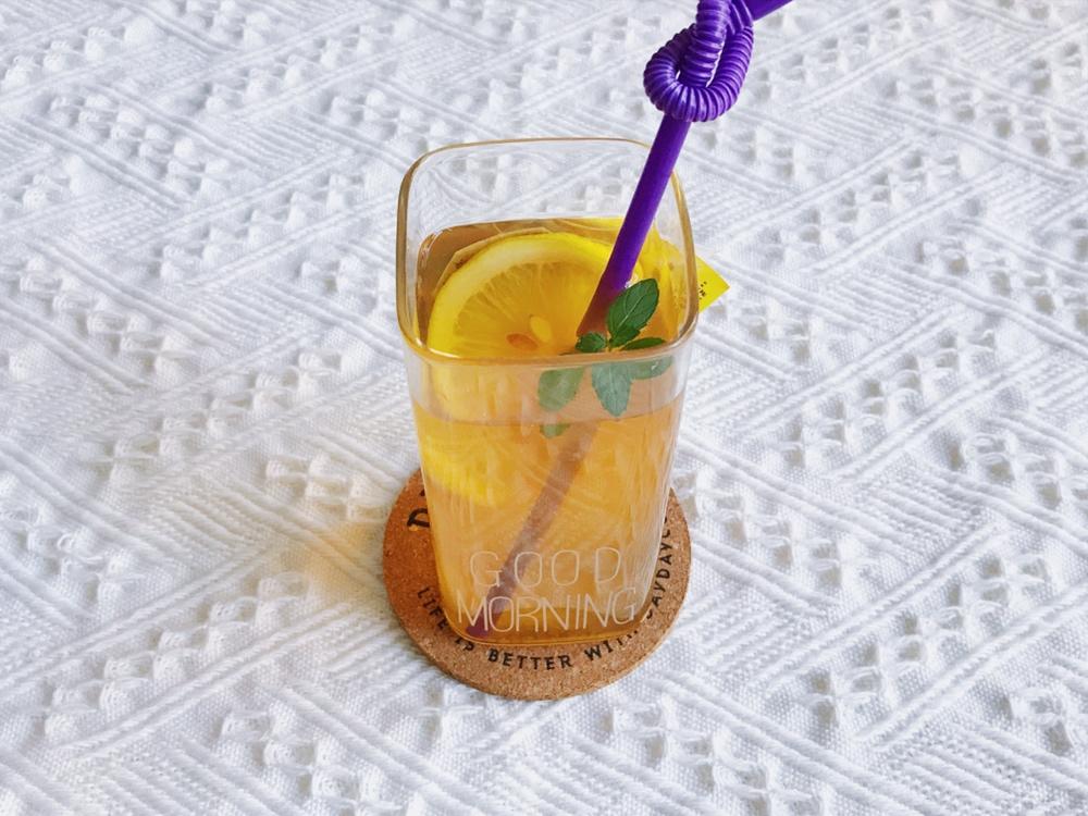 冷泡柠檬红茶的做法