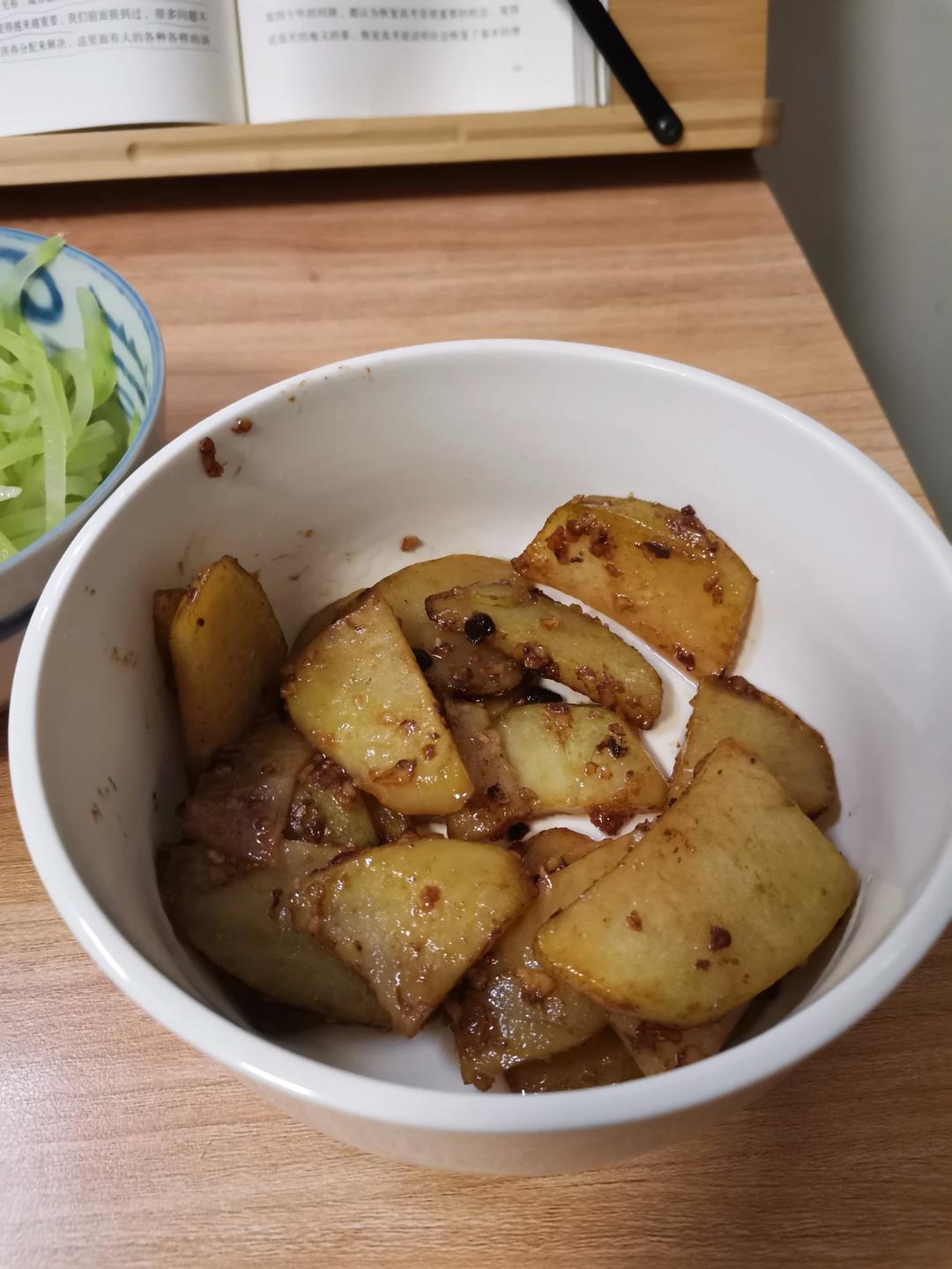 干锅土豆片