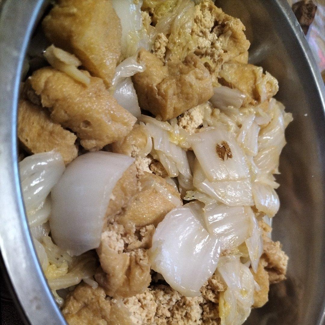 好吃到连汤汁都不剩的白菜焖豆泡，给肉都不换