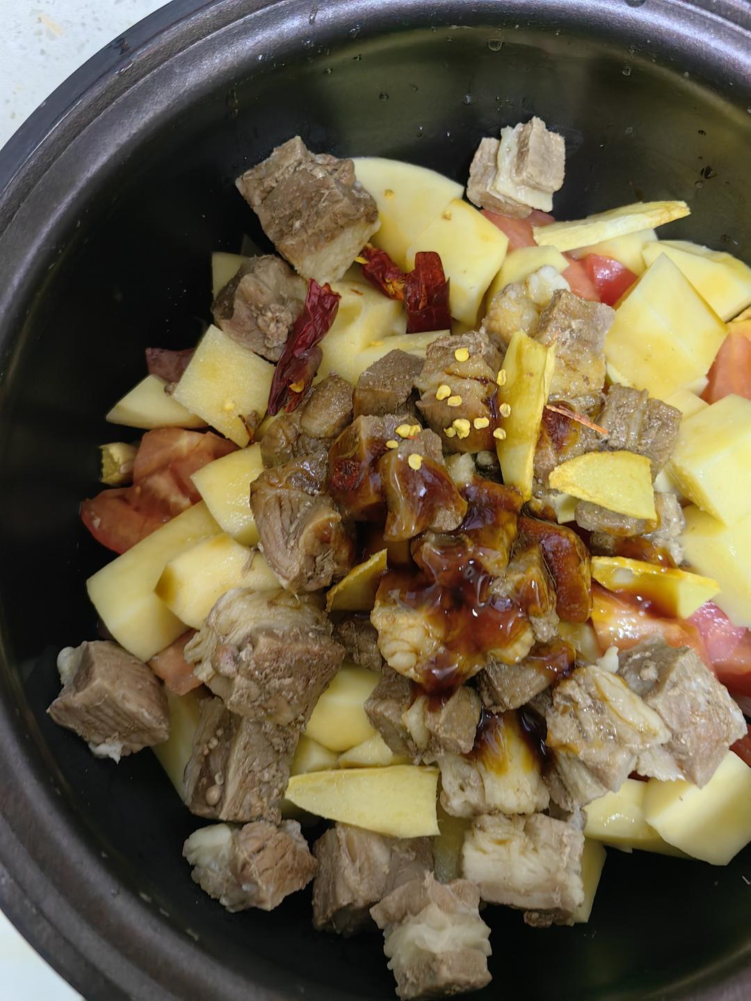 番茄土豆炖牛腩的做法