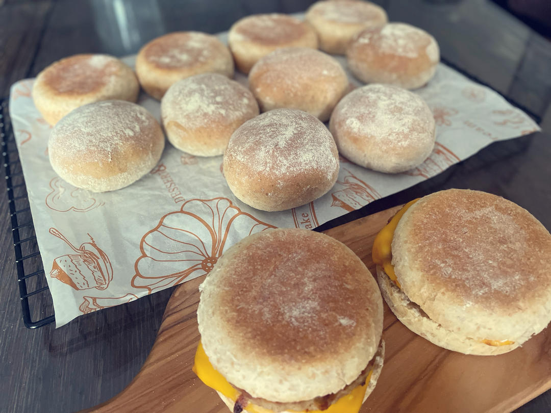 猪柳蛋麦满分 —英式玛芬胚English muffin