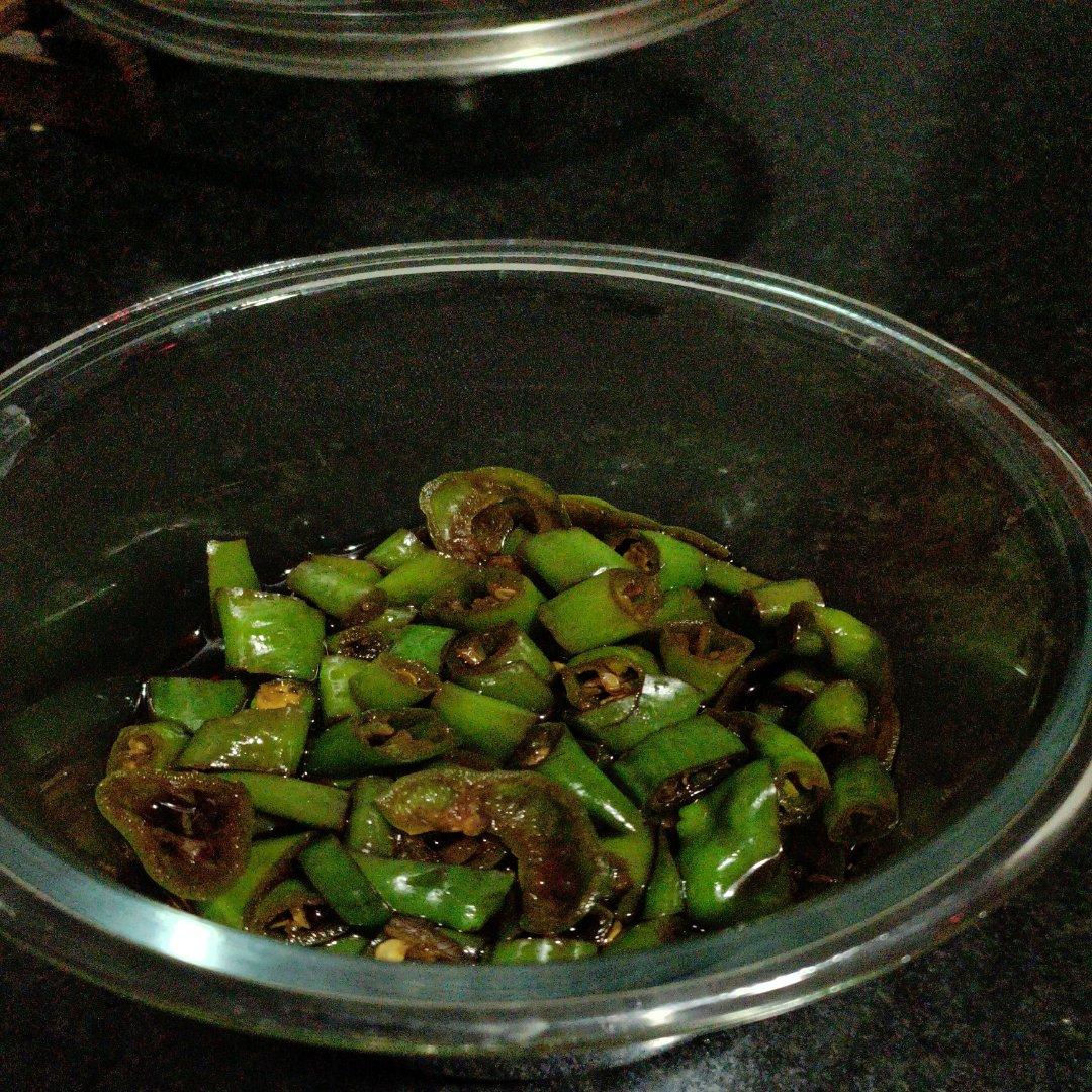 “广州人家”的椒圈豉油